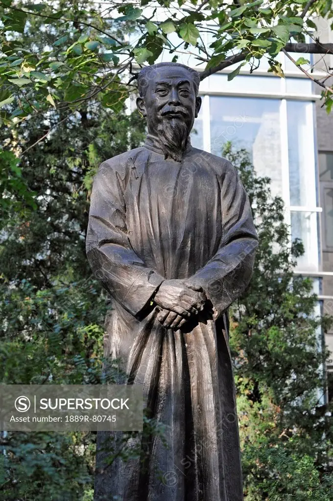 Statue of confucious, beijing china