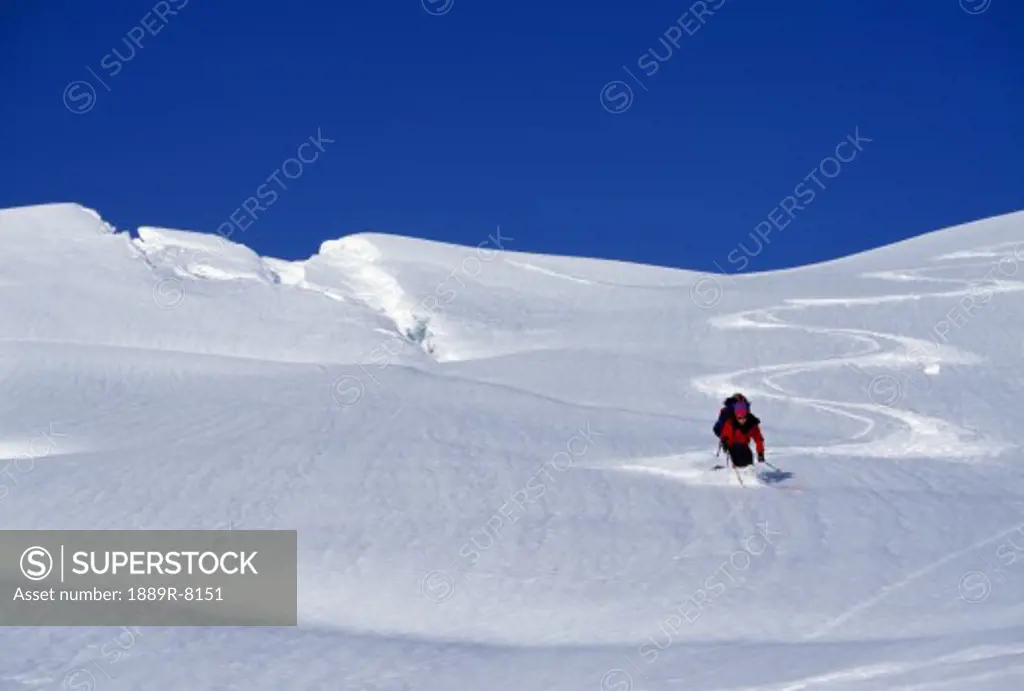 Downhill skier, Moose's Tooth, Denali National Park