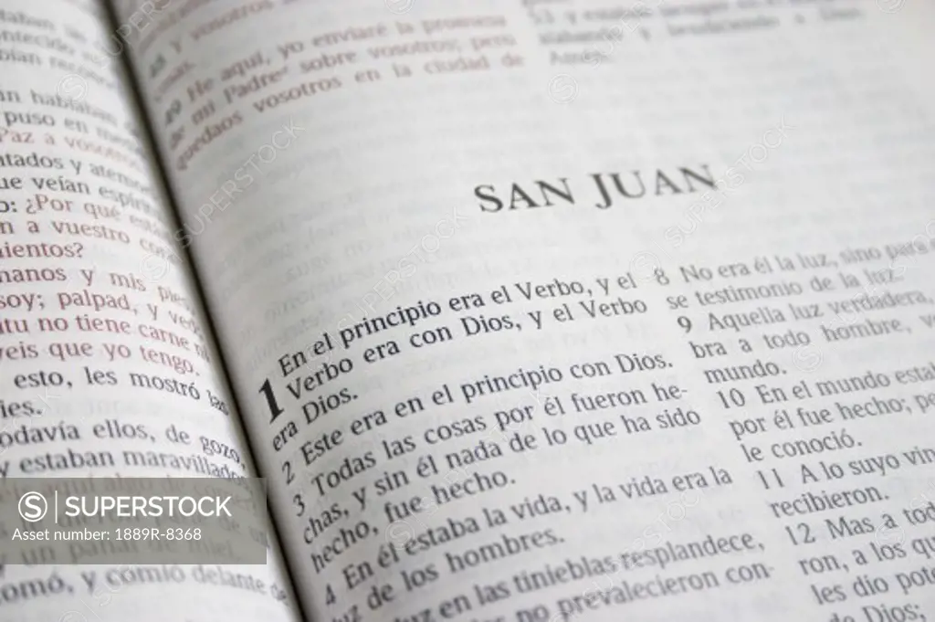 Book of John in a Spanish Bible