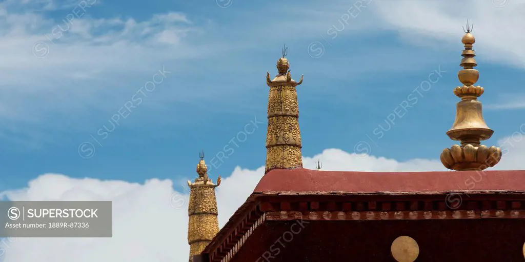 Architectural detail of the roof of jokhang temple;Xizang china
