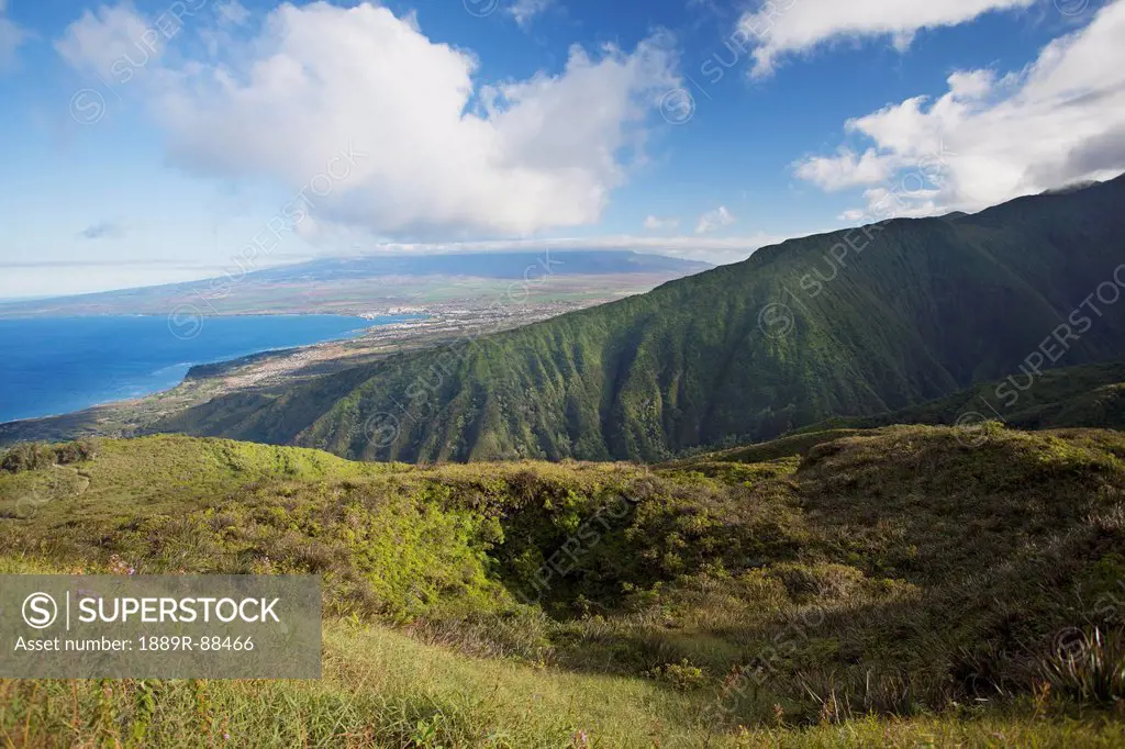 A view of maui's north shore from waihee ridge;Maui hawaii united states of america