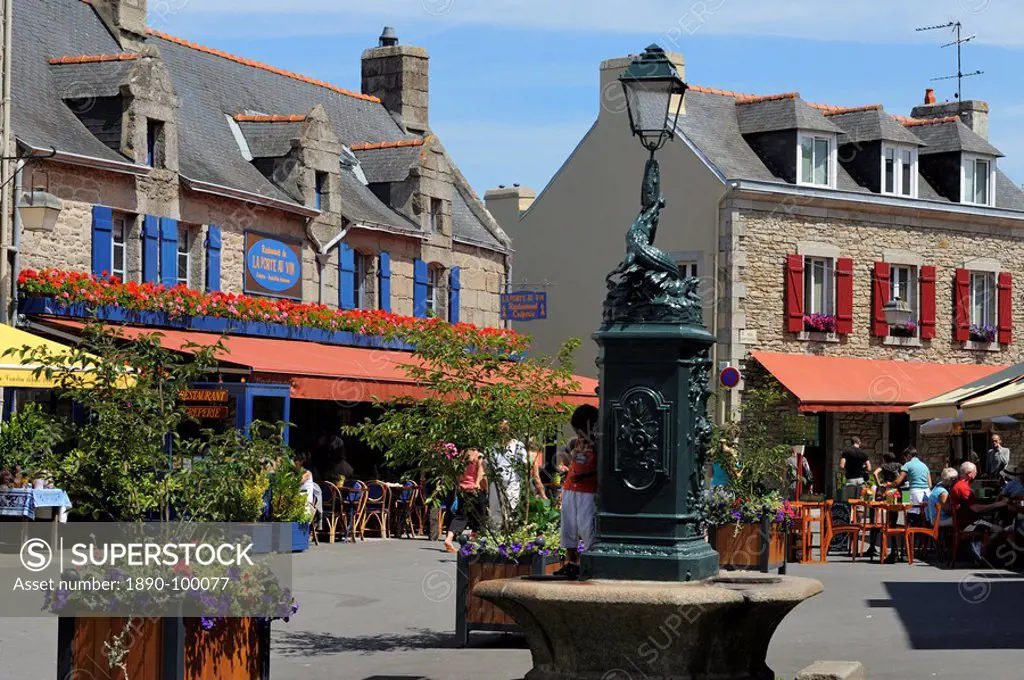 Ornate drinking fountain, Concarneau, Finistere, Brittany, France, Europe