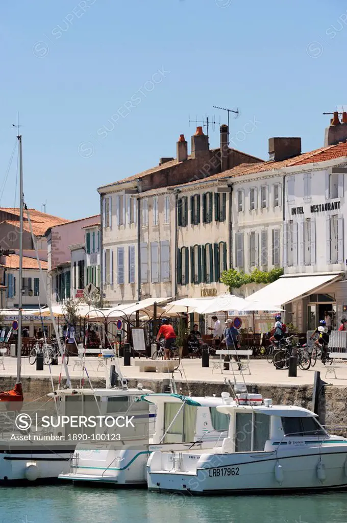 Harbour and quayside, La Flotte, Ile de Re, Charente_Maritime, France, Europe