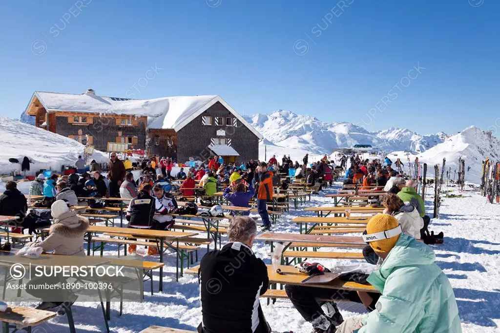 Mountain restaurant, St. Anton am Arlberg, Tirol, Austrian Alps, Europe