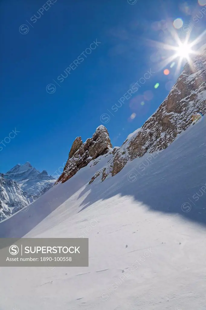 Mountain peaks above Grindelwald, Jungfrau region, Bernese Oberland, Swiss Alps, Switzerland, Europe