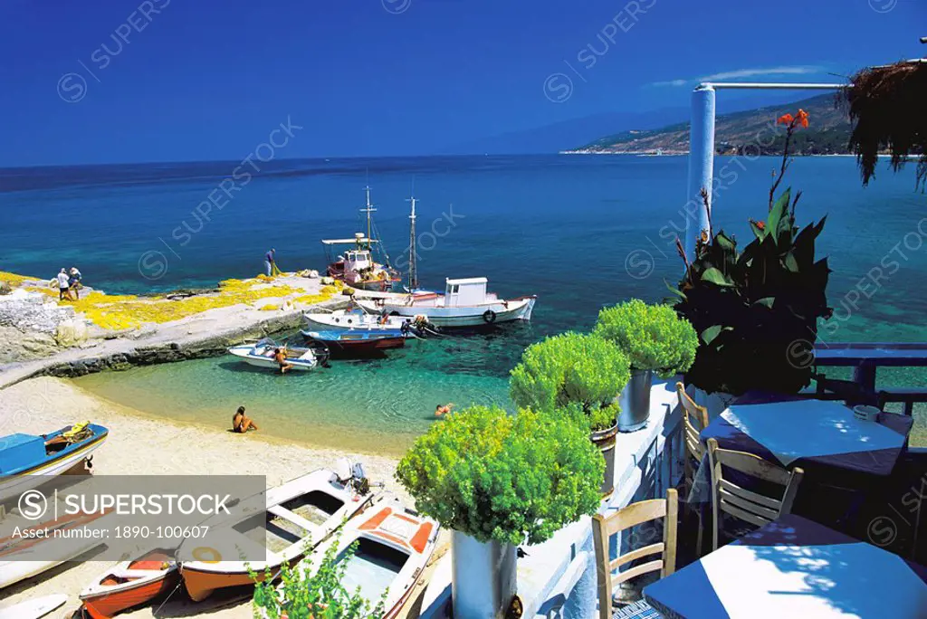 Restaurant overlooking fisherman´s bay, Ikaria, Greece, Europe