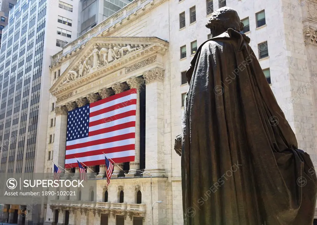 Statue of George Washington in front of the Federal Building and the New York Stock Exchange, Wall Street, Manhattan, New York City, New York, United ...