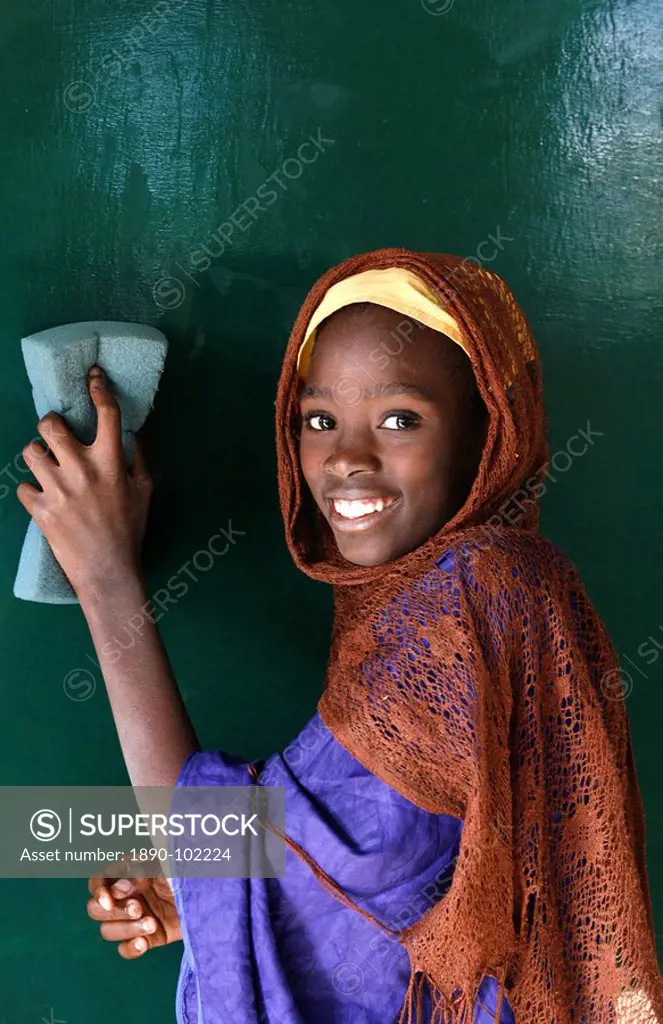 Senegal schoolgirl, Popenguine, Thies, Senegal, West Africa, Africa
