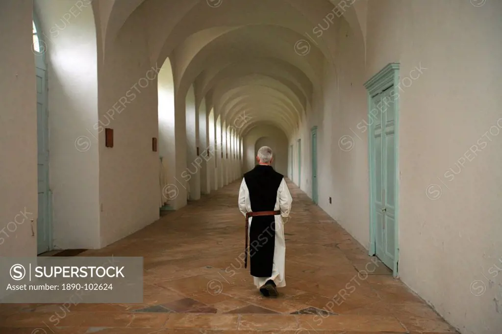 Monk at Citeaux abbey, St. Nicolas les Citeaux, Cote d´Or, Burgundy, France, Europe