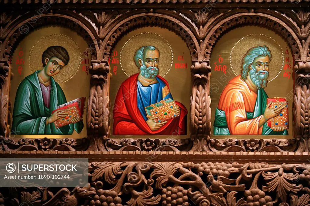 Icons on church iconostasis at Aghiou Pavlou Monastery on Mount Athos, Mount Athos, UNESCO World Heritage Site, Greece, Europe