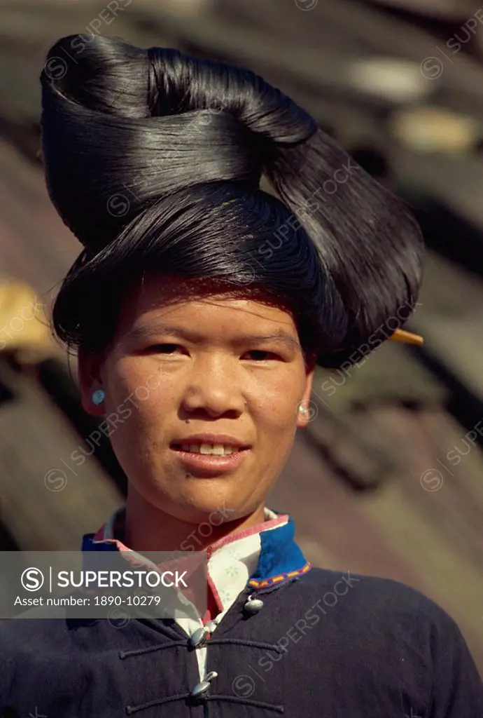 Miao girl´s hairstyle, Guizhou Province, China, Asia