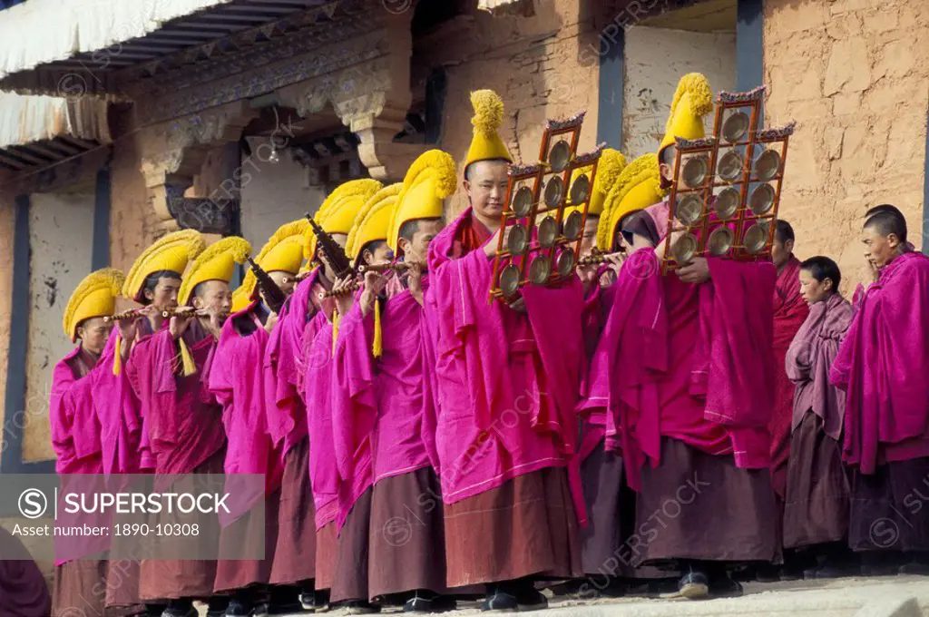 New Year Losar celebrations, Labrang Monastery, Gansu province, China, Asia