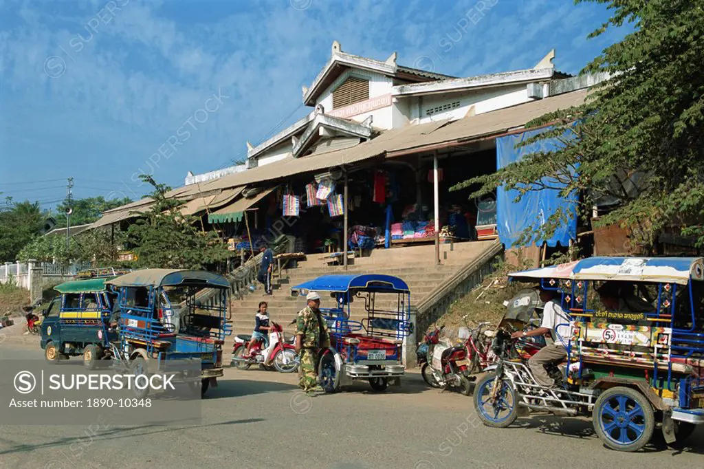 Central Market, Luang Prabang, Laos, Indochina, Southeast Asia, Asia