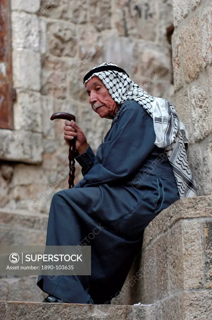 Old Palestinian man resting in East Jerusalem, Jerussalem, Israel, Middle East