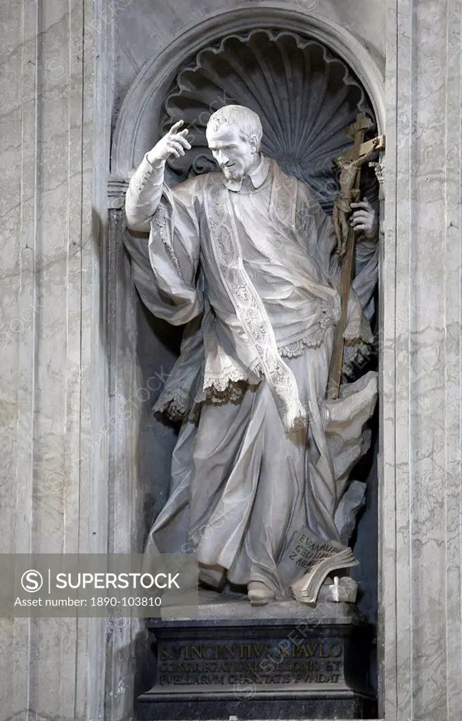 Statue of St. Paul in St. Peter´s Basilica, Vatican, Rome, Lazio, Italy, Europe