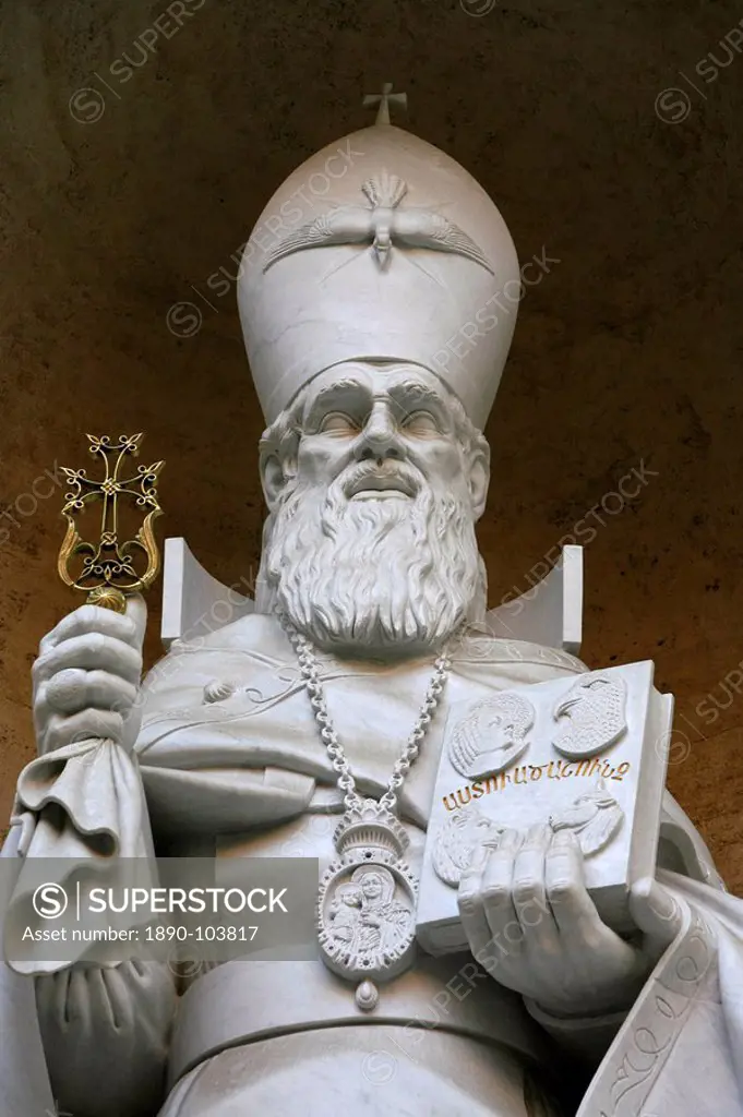 Sculpture of the Armenian St. Gregory, St. Peter´s Basilica, Vatican, Rome, Lazio, Italy, Europe