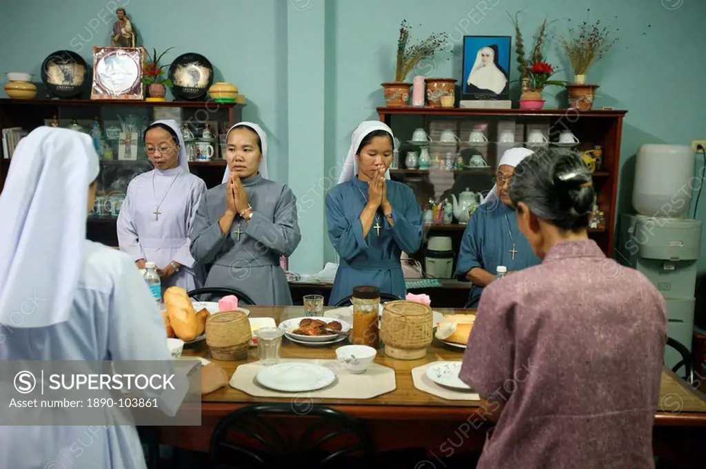 Catholic nuns, Vientiane, Laos, Indochina, Southeast Asia, Asia