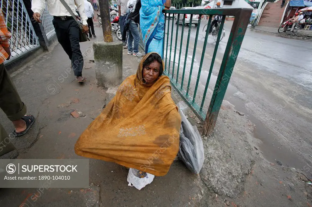 Beggars outside mosque, Kathmandu, Nepal, Asia