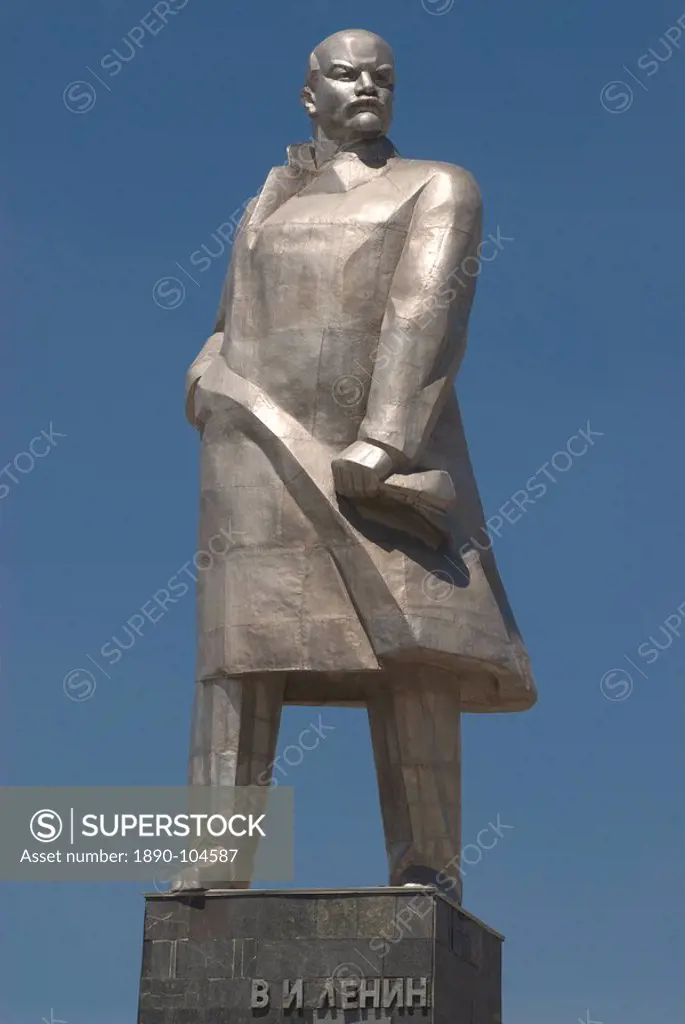 Statue of Lenin, Communism, Khojand, Tajikistan, Central Asia, Asia