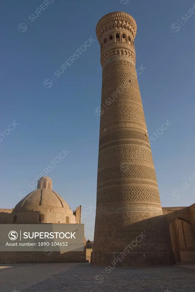 Kalyan Mosque with minaret, UNESCO World Heritage Site, Bukhara, Uzbekistan, Central Asia