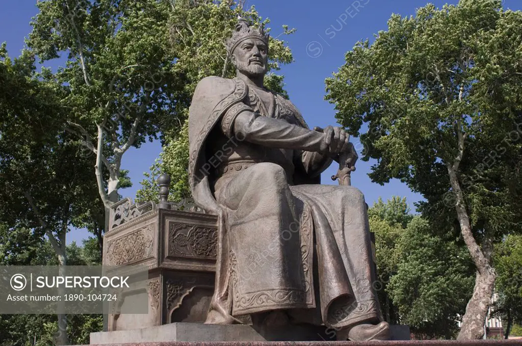 Statue of powerful king Amur Timur, Samarkand, Uzbekistan, Central Asia