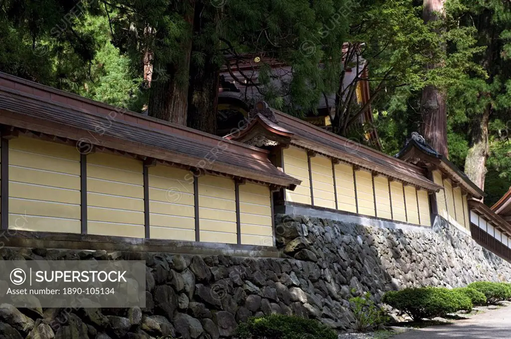 Perimeter wall at Eiheiji Temple, headquarters of Soto sect of Zen Buddhism, in Fukui, Japan, Asia