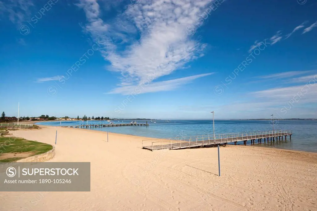 The beach on Cockburn Sound at Rockingham, a southern suburb of Perth near Fremantle Port, Rockingham, Fremantle, Perth, Western Australia, Australia,...