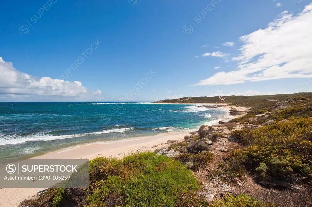 Looking north from Gnarabup towards the famous surf break at the mouth of the Margaret River, Augusta_Margaret River Shire, Western Australia, Austral...