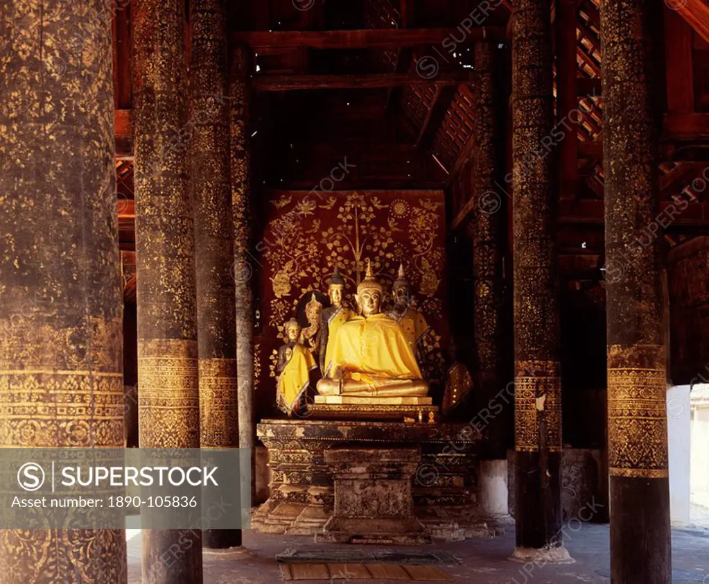 Interior of Wihan Nam Taem at Wat Phra That Luang, the oldest wooden building in Thailand, Lampang, Thailand, Southeast Asia, Asia