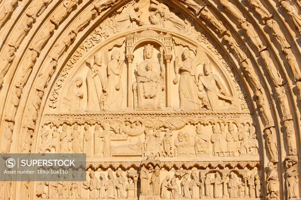 St. Anne´s gate tympanum, west front, Notre Dame Cathedral, UNESCO World Heritage Site, Paris, France, Europe