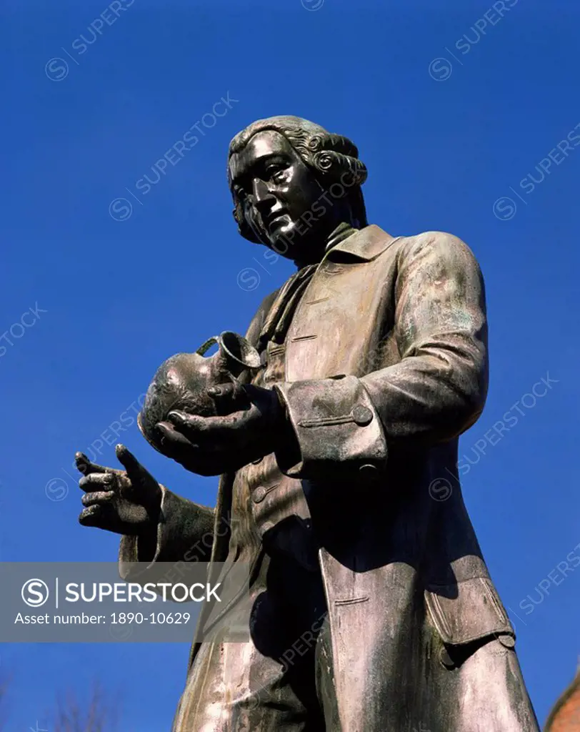 Statue of Josiah Wedgwood 1730_1795, Stoke on Trent, Staffordshire, England, United Kingdom, Europe