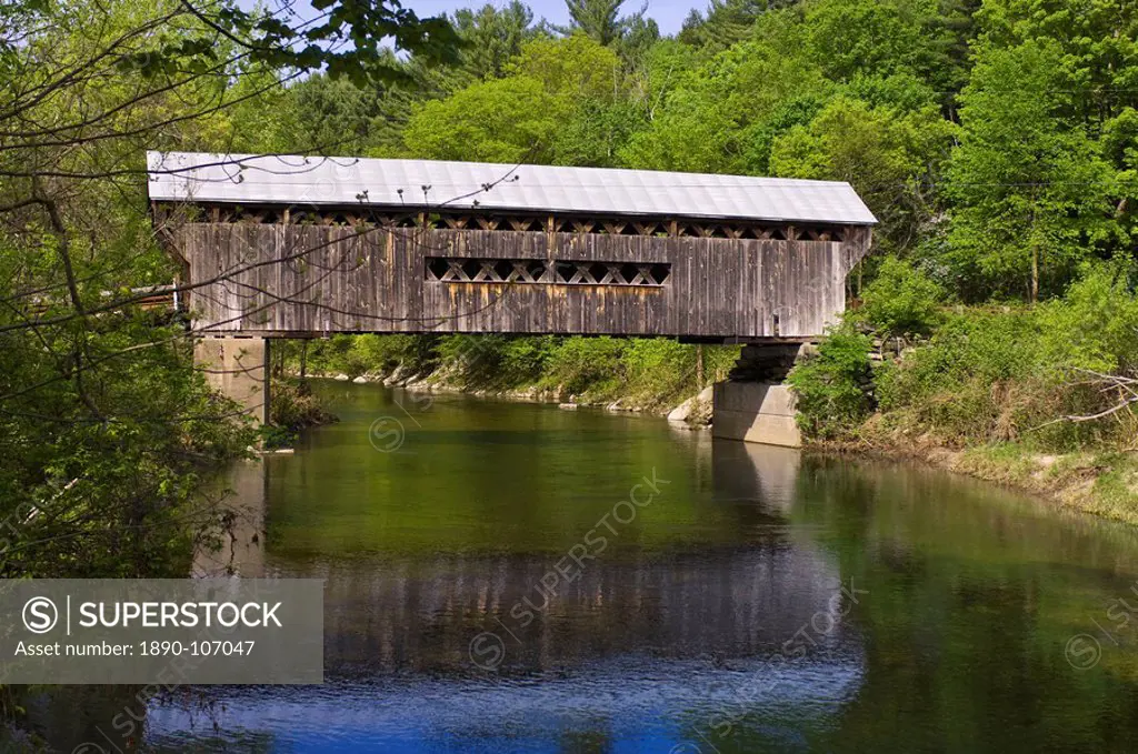 Covered bridge, Worral, Vermont, New England, United States of America, North America