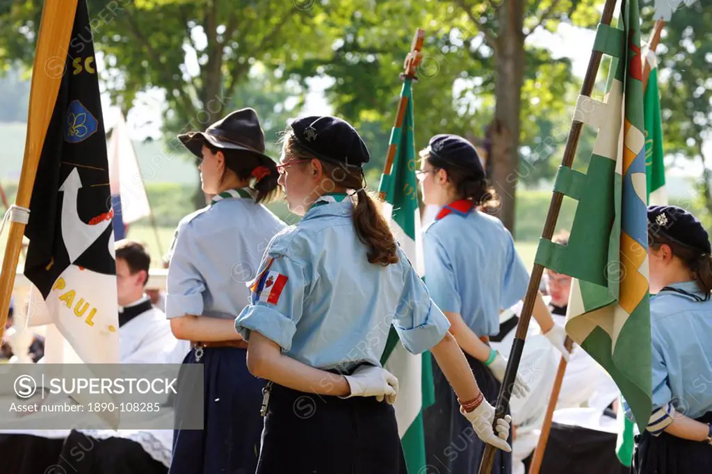 Girl scouts, Villepreux, Yvelines, France, Europe