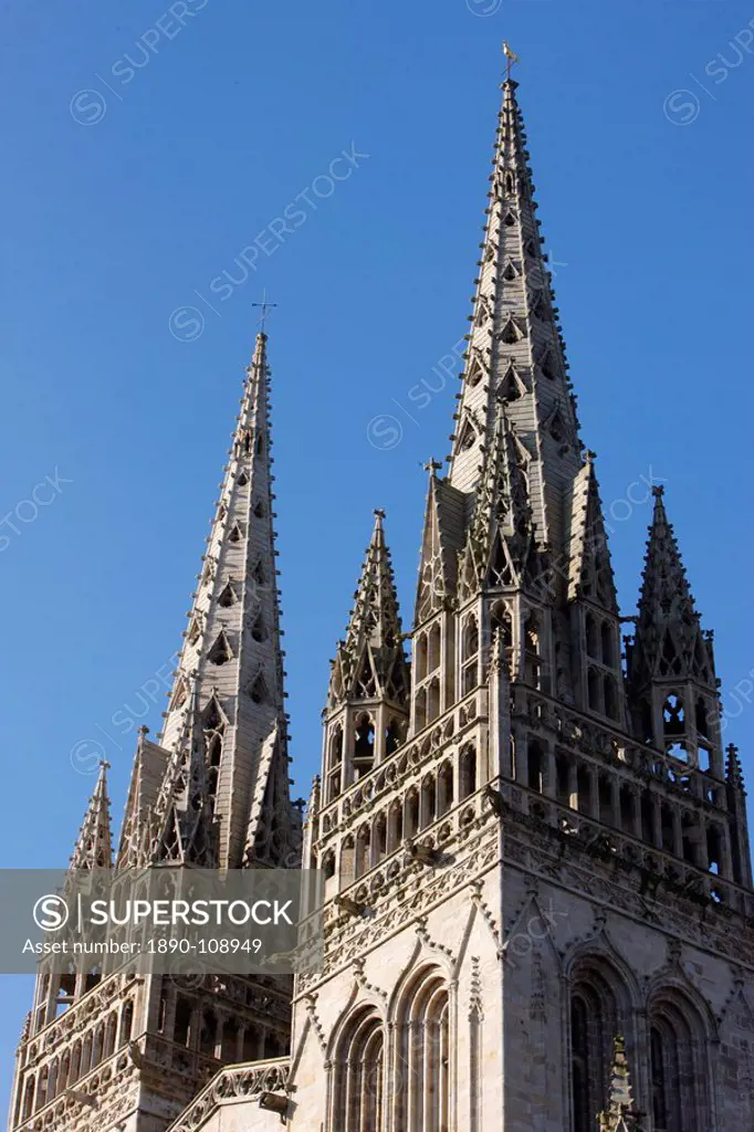 Saint_Corentin cathedral spires, Quimper, Finistere, Brittany, France, Europe