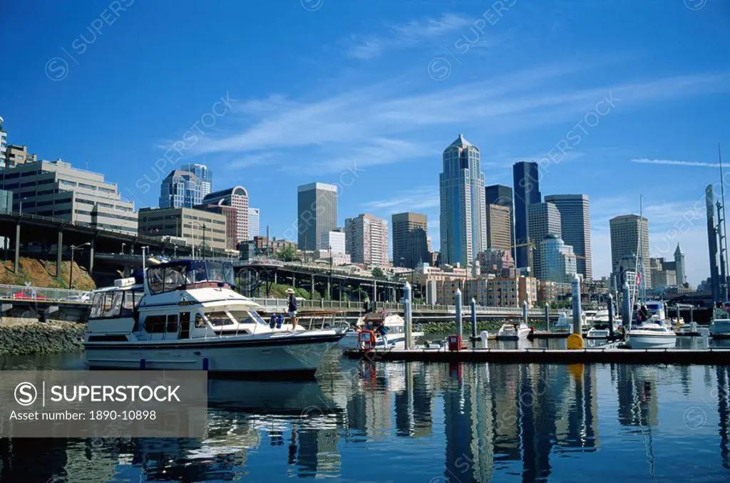 The harbour and city skyline, viewed from the waterfront, of Seattle, Washington State, United States of America, North America
