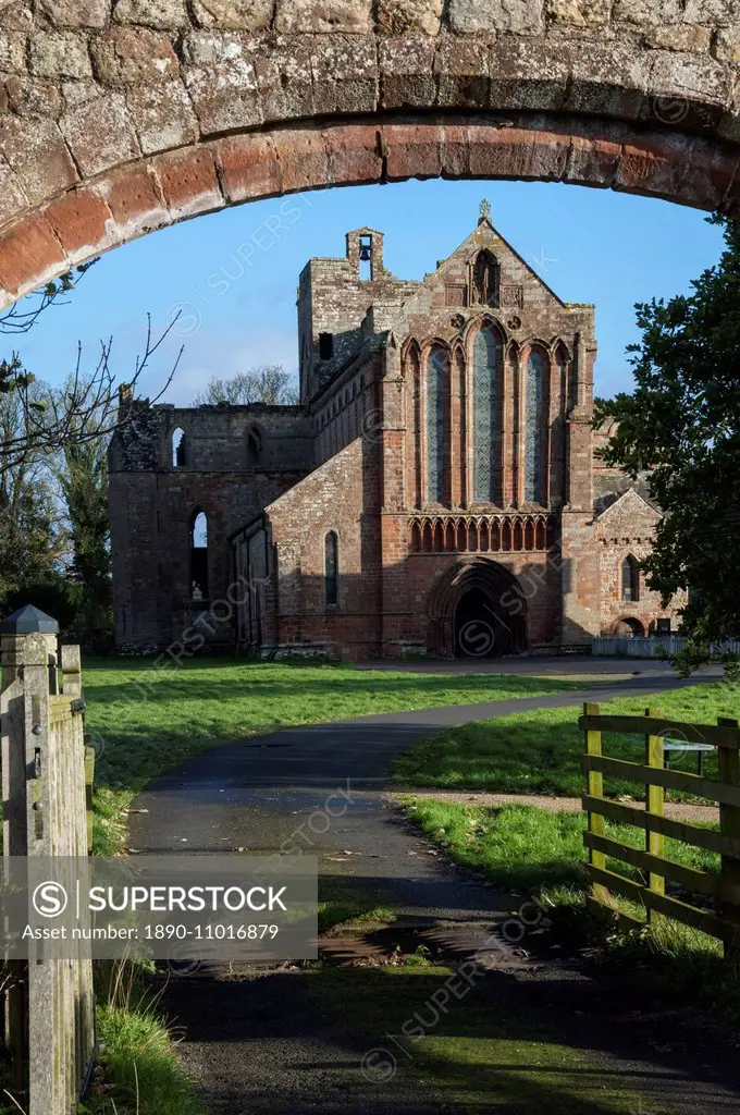 Lanercost Abbey, near Brampton, built largely with stone taken from Hadrians Wall, Cumbria, England, United Kingdom, Europe