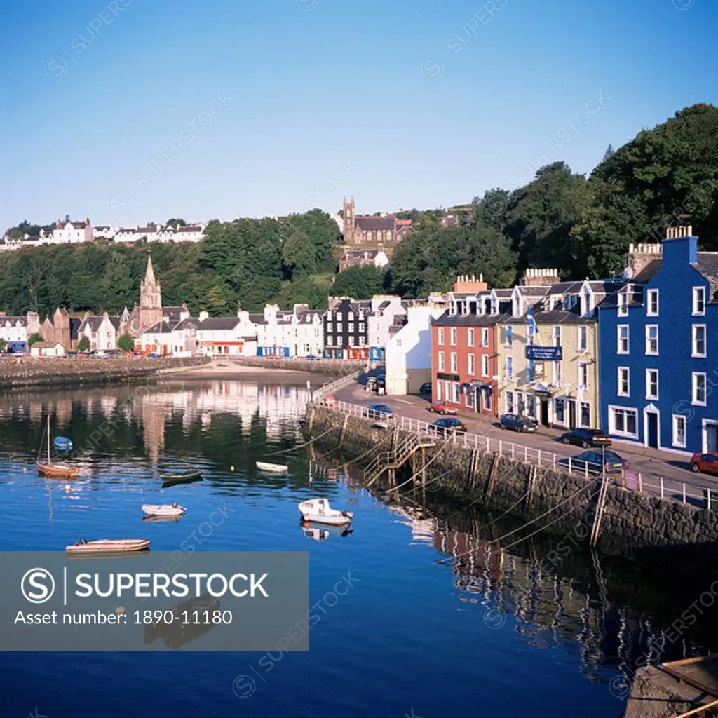 Harbour and main street, Tobermory, Island of Mull, Argyllshire, Inner Hebrides, Scotland, United Kingdom, Europe