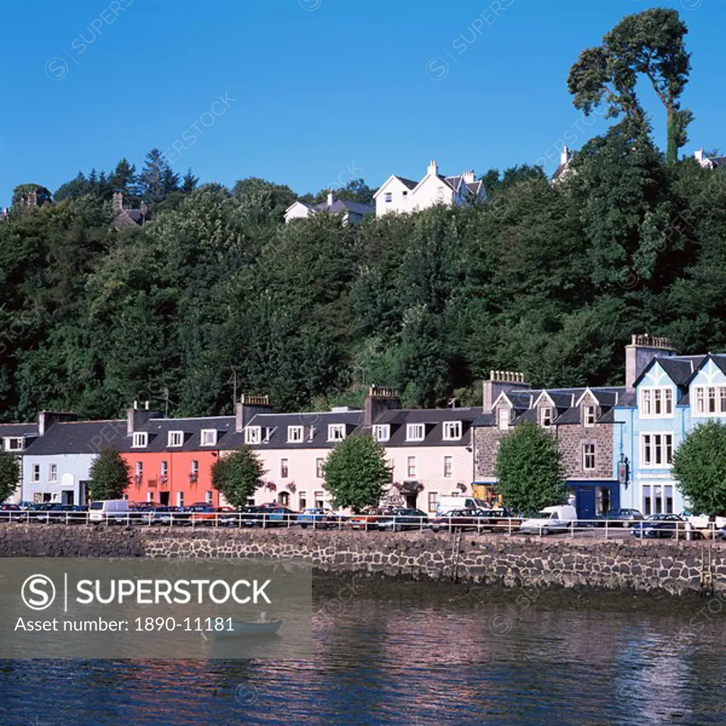 Harbour and main street, Tobermory, Island of Mull, Argyllshire, Inner Hebrides, Scotland, United Kingdom, Europe