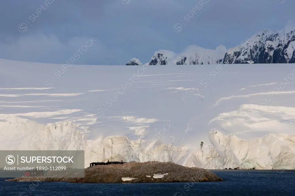 English Research Station, Penguin Colony, Port Lockroy, Antarctic Peninsula, Antarctica, Polar Regions