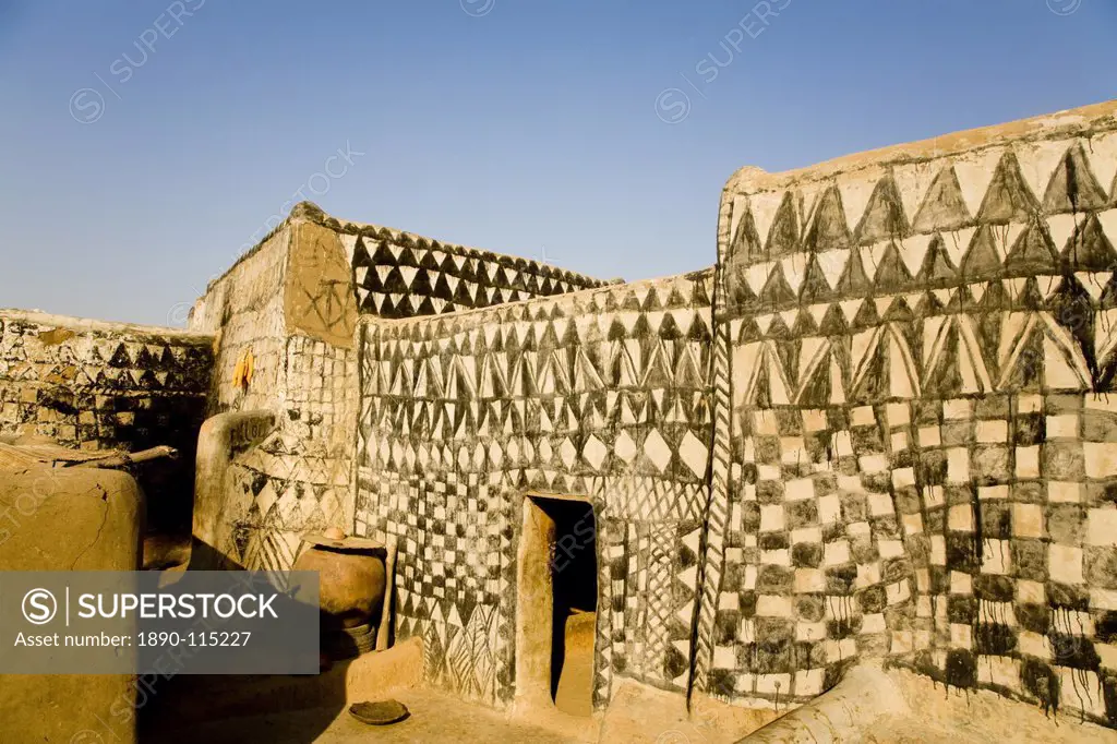 Painted mud house in Tangassogo Village, near the border of Ghana, Burkina Faso, West Africa, Africa