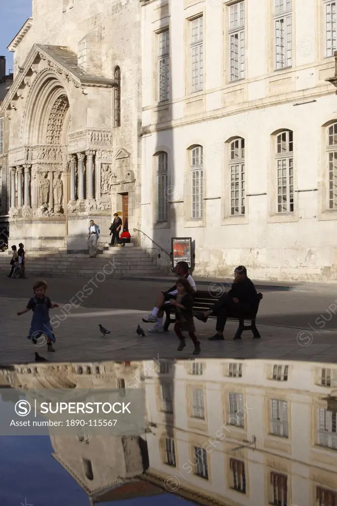 Saint_Trophime cathedral, Arles, Bouches du Rhone, Provence, France, Europe