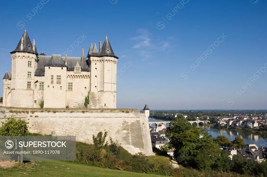 The Chateau de Saumur overlooking the River Loire and city, Maine_et_Loire, Pays de la Loire, France, Europe