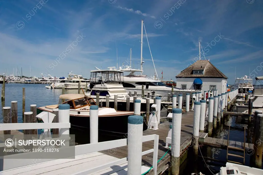Boats around the yacht club in Sag Harbor, Long Island, New York State, United States of America, North America