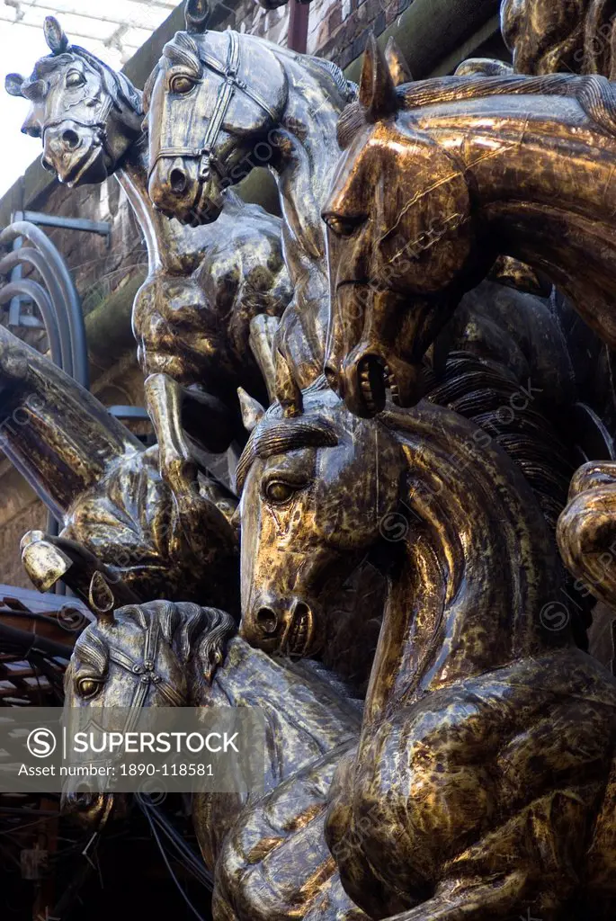 Bronze statues referring back to the area´s original use as Horse Stables, Camden Lock Market, Camden Lock, Camden, London, England, United Kingdom, E...