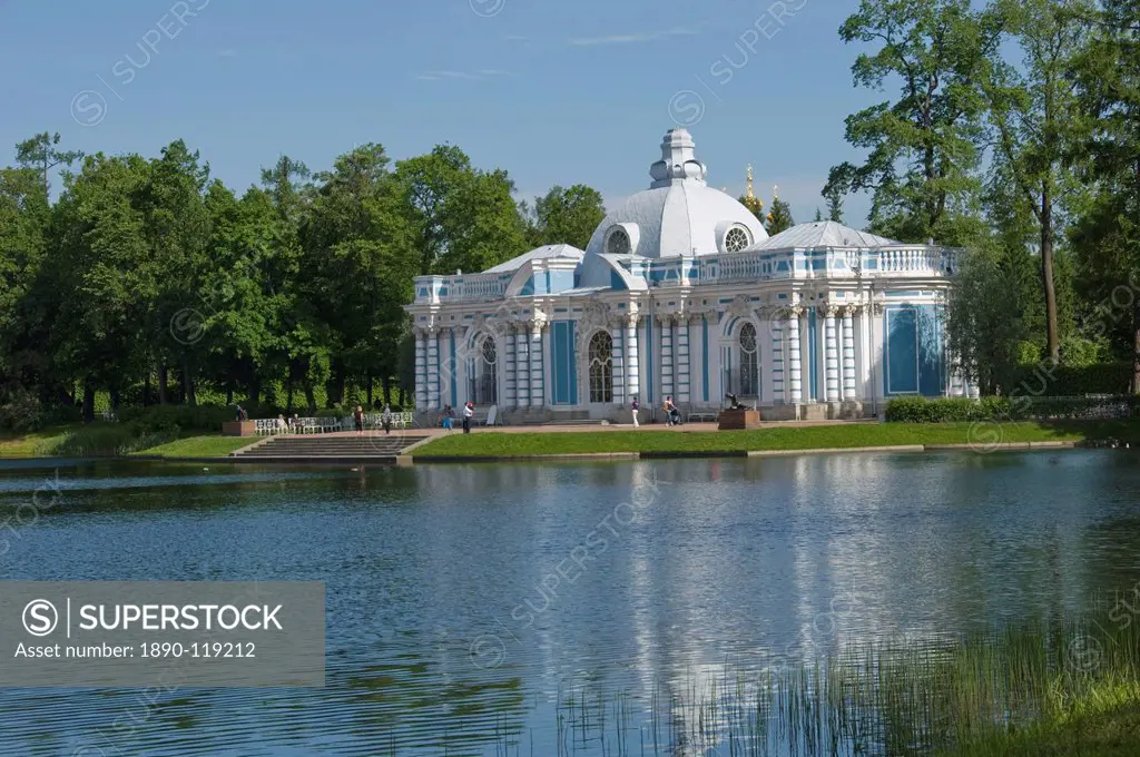 The Pavilion in the grounds of Catherine´s Palace, St. Petersburg, Russia, Europe