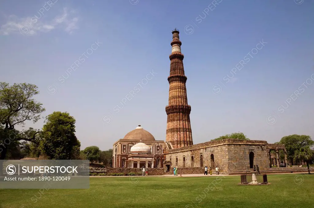 Qutb Minar, Qutb Complex, UNESCO World Heritage Site, Delhi, India, Asia