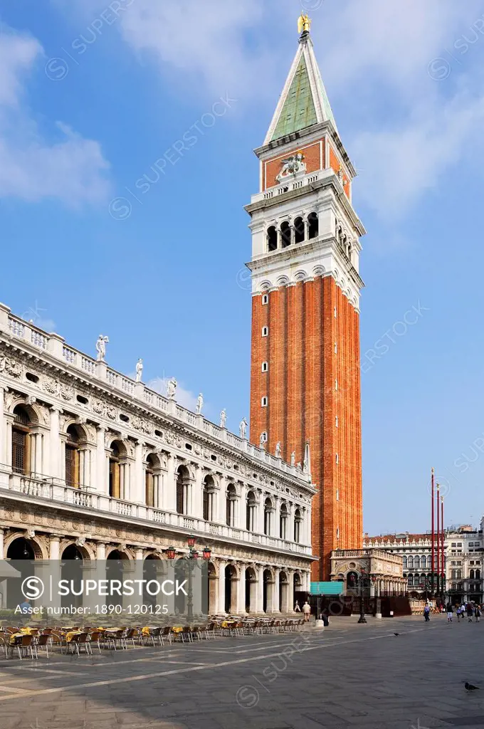 Campanile, Piazza San Marco St. Mark´s Square, Venice, UNESCO World Heritage Site, Veneto, Italy, Europe