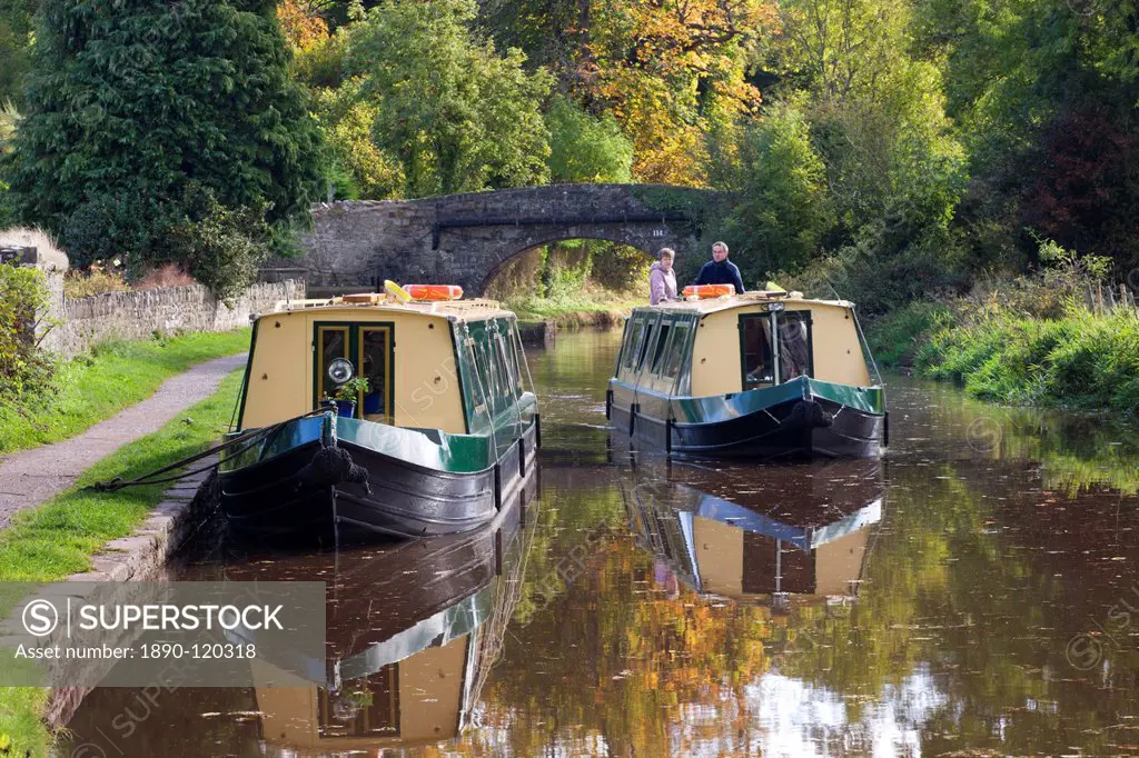 Narrowboat cruising on the Monmouthshire and Brecon Canal, Llangattock, Brecon Beacons National Park, Powys, Wales, United Kingdom, Europe
