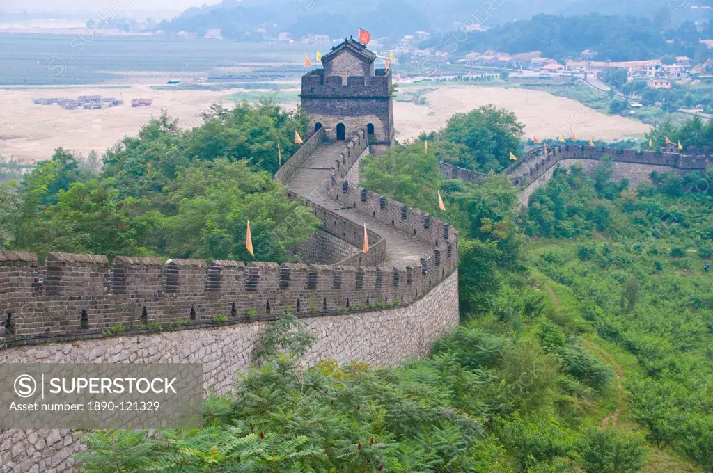 The Great Wall of China near Dandong, UNESCO World Heritage Site, bordering North Korea, Liaoning, China, Asia