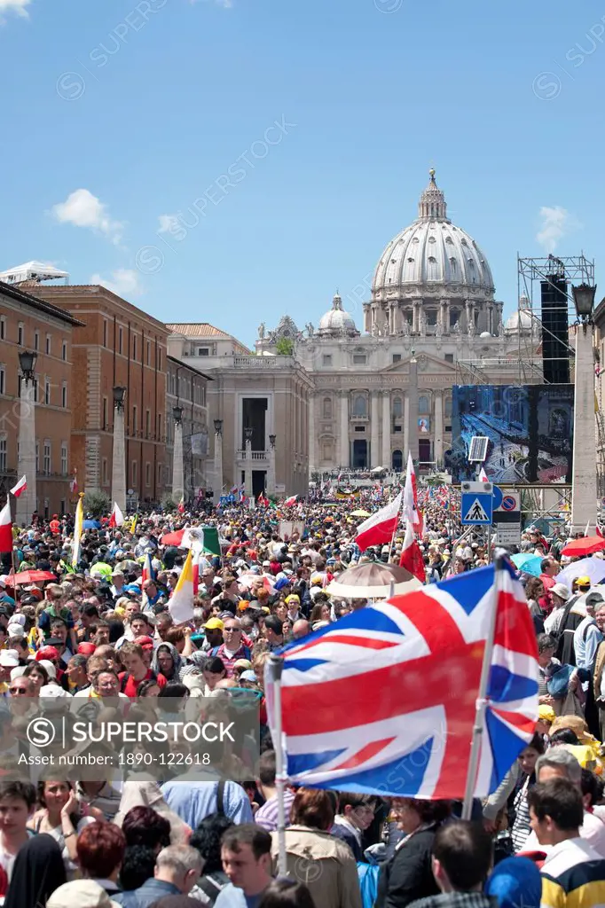 Via della Conciliazione during the Beatification of Pope John Paul II, Rome, Lazio, Italy, Europe